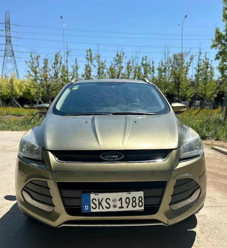 青岛15年福特翼虎1