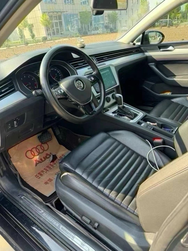 潍坊19年大众迈腾8