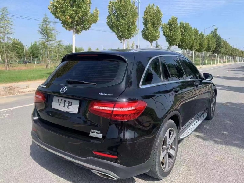 郑州17年奔驰GLC8