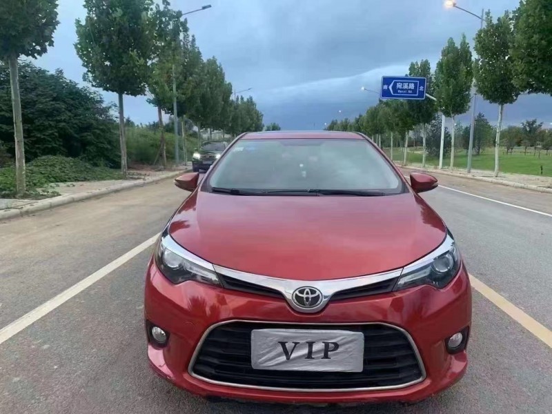 郑州16年丰田雷凌1