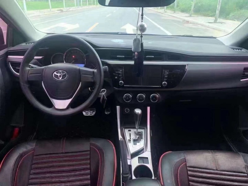 郑州16年丰田雷凌5