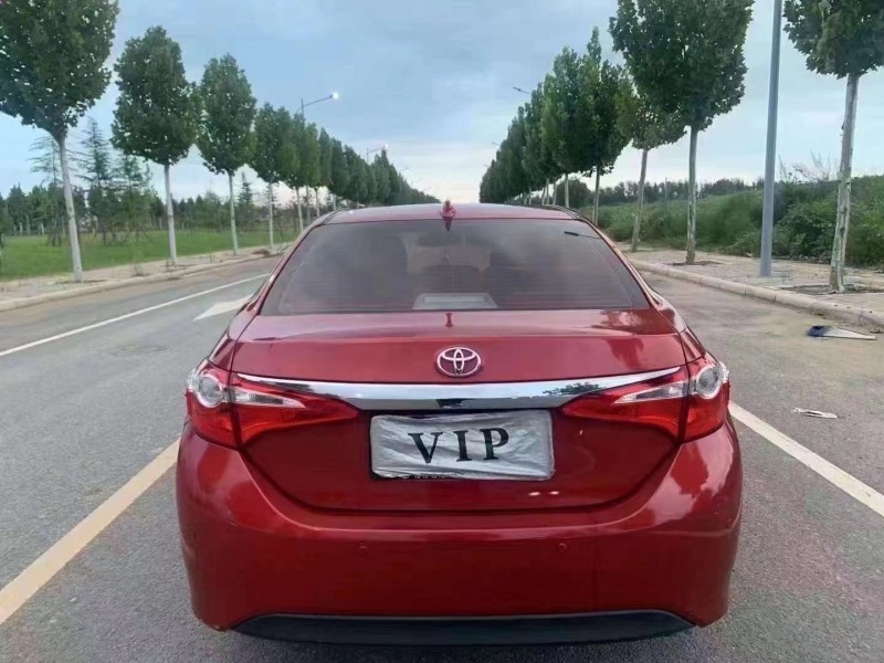 郑州16年丰田雷凌9