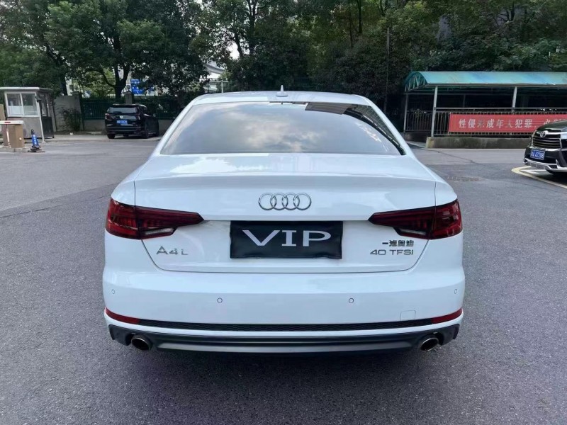 常德18年奧迪A4L7