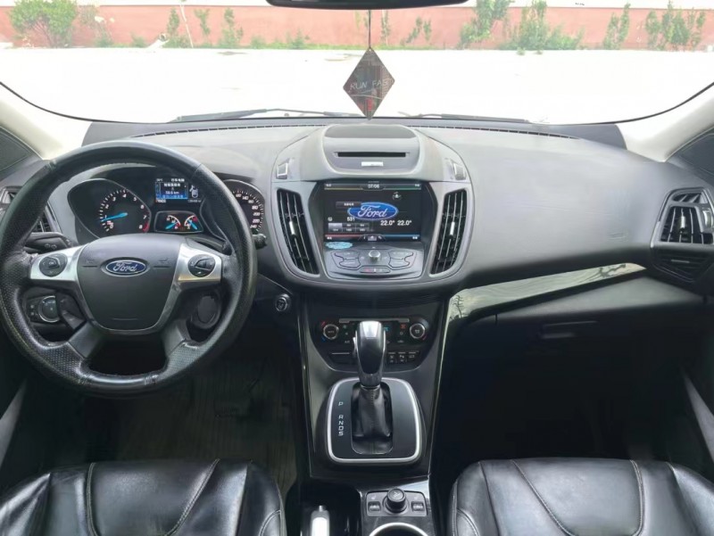 徐州15年福特翼虎6