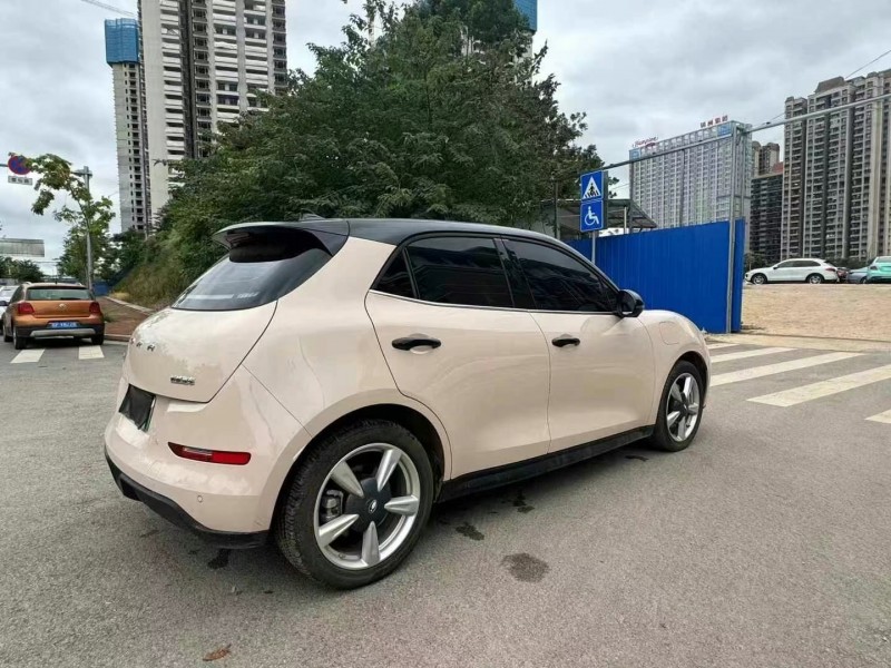 中山23年長城汽車歐拉3