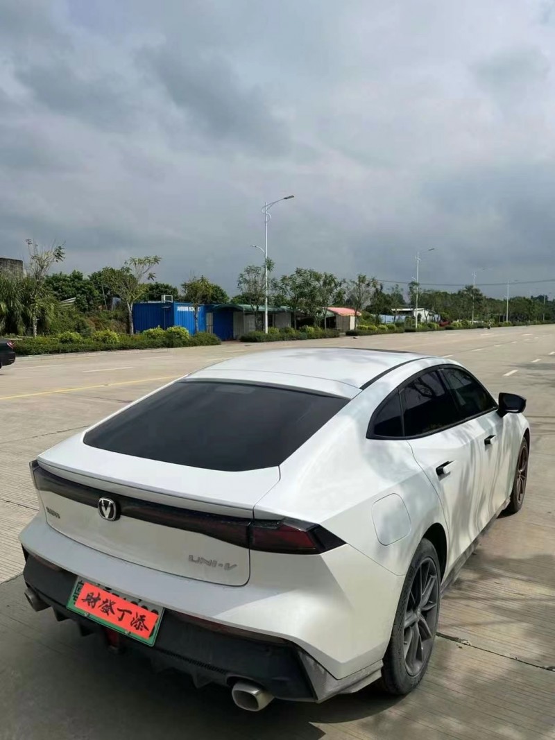 江门23年长安汽车UNI-V7