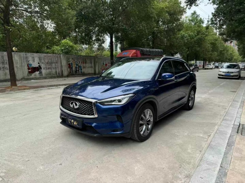 岳陽20年英菲尼迪QX502