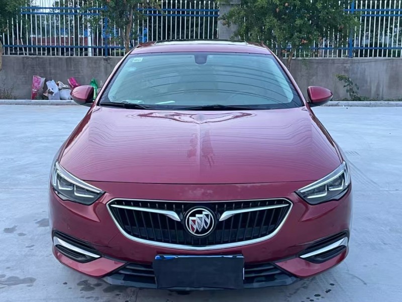 徐州17年别克君威1