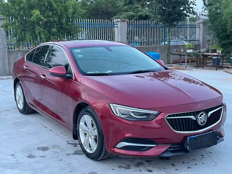 徐州17年别克君威2