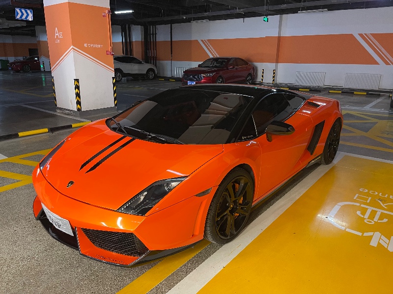 烏魯木齊12年蘭博基尼Gallardo3