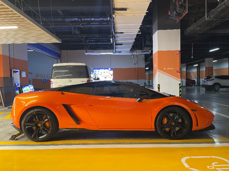 烏魯木齊12年蘭博基尼Gallardo6