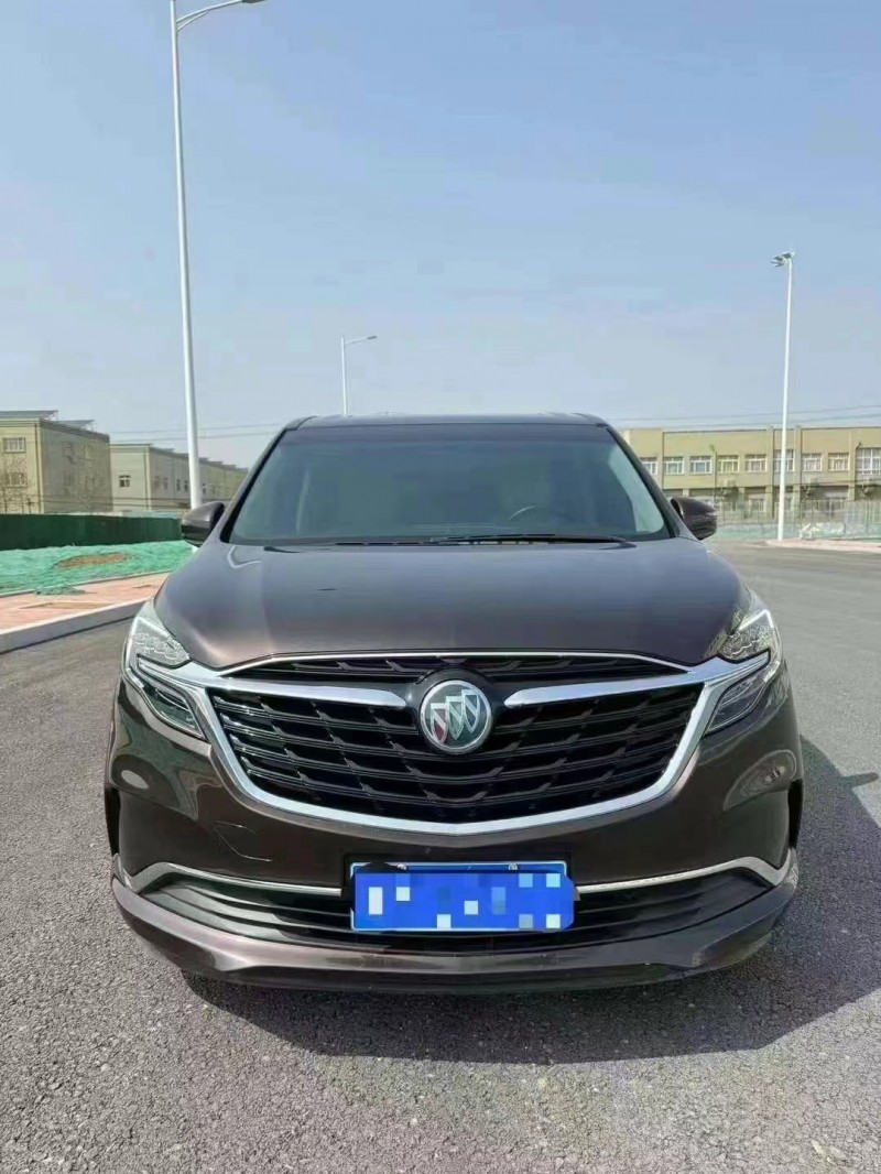 青岛22年别克GL81