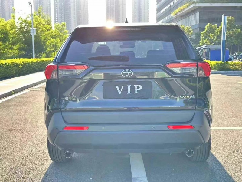 东莞22年丰田RAV4荣放9