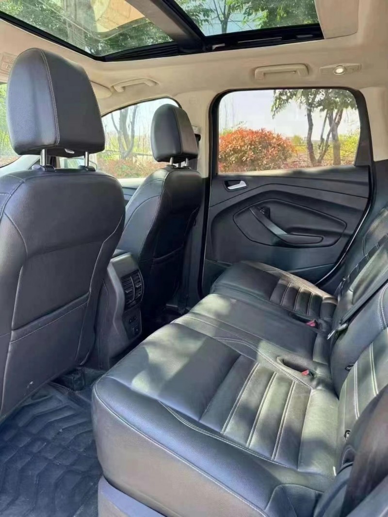 青岛19年福特翼虎4