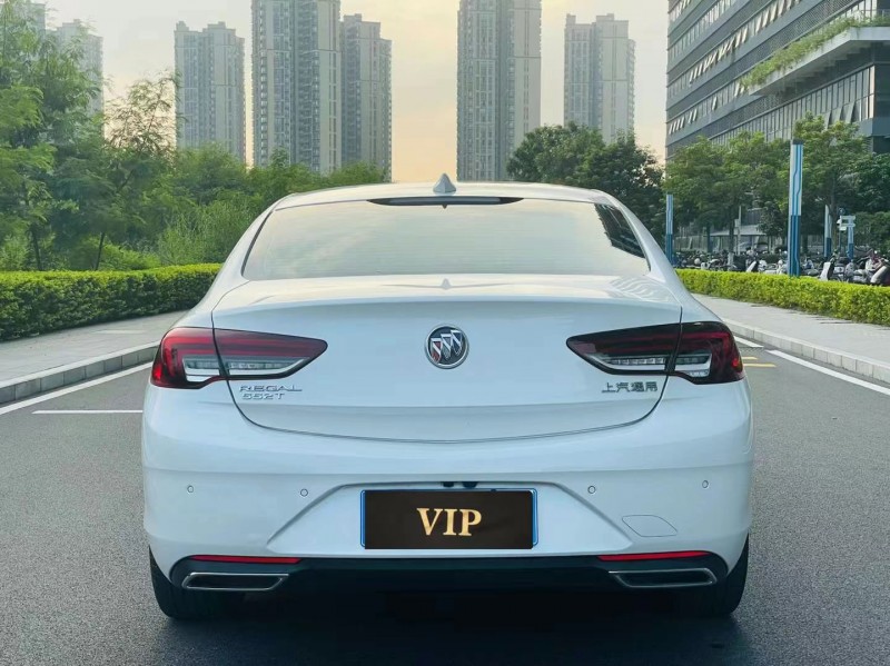 东莞22年别克君威9