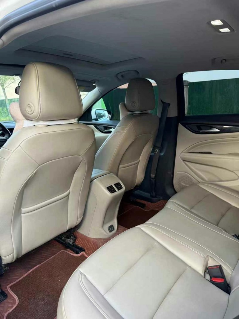 徐州21年别克君威7