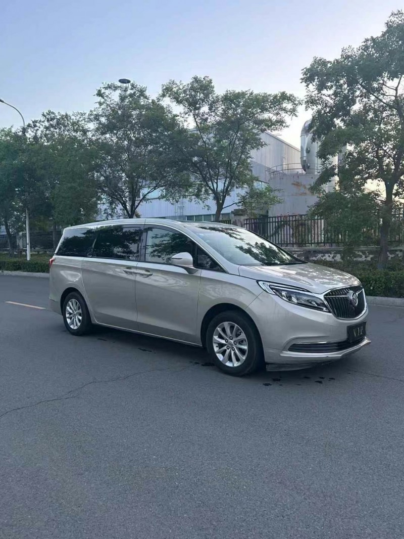 徐州19年别克GL83