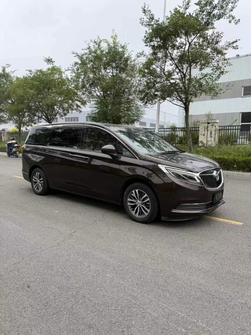 宿迁19年别克GL83