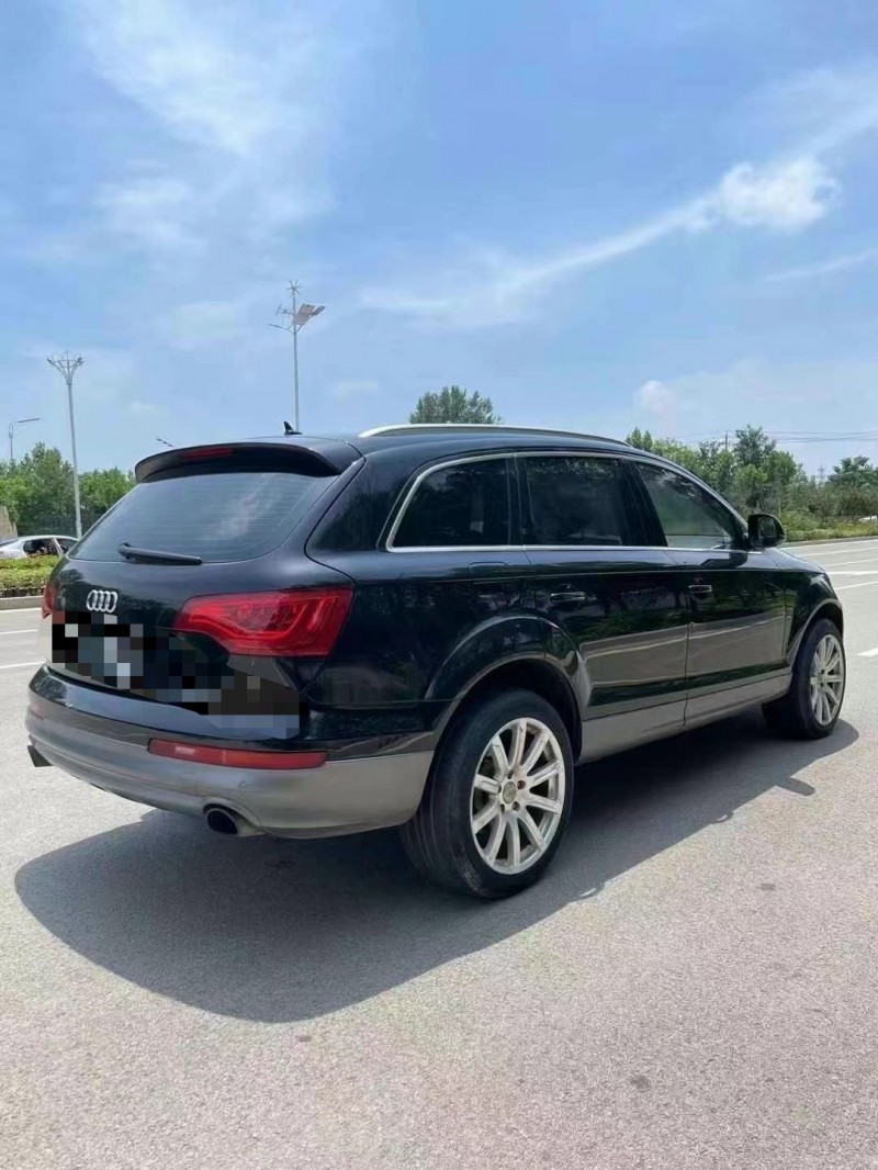 枣庄13年奥迪Q78