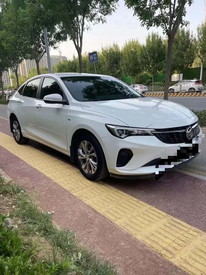 枣庄22年别克威朗3