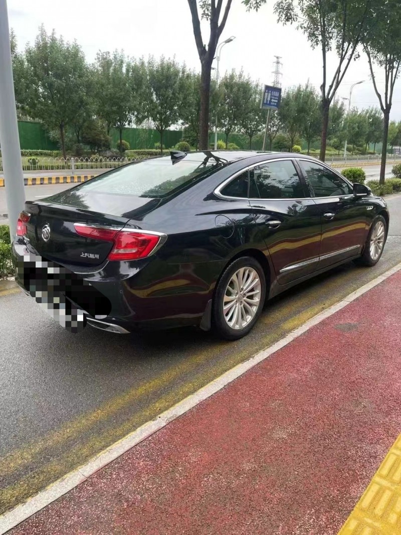 枣庄17年别克君越9