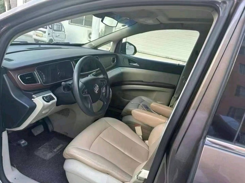 济宁19年别克GL88