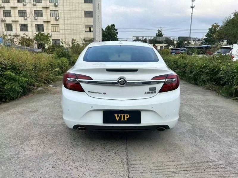 宿迁15年别克君威9