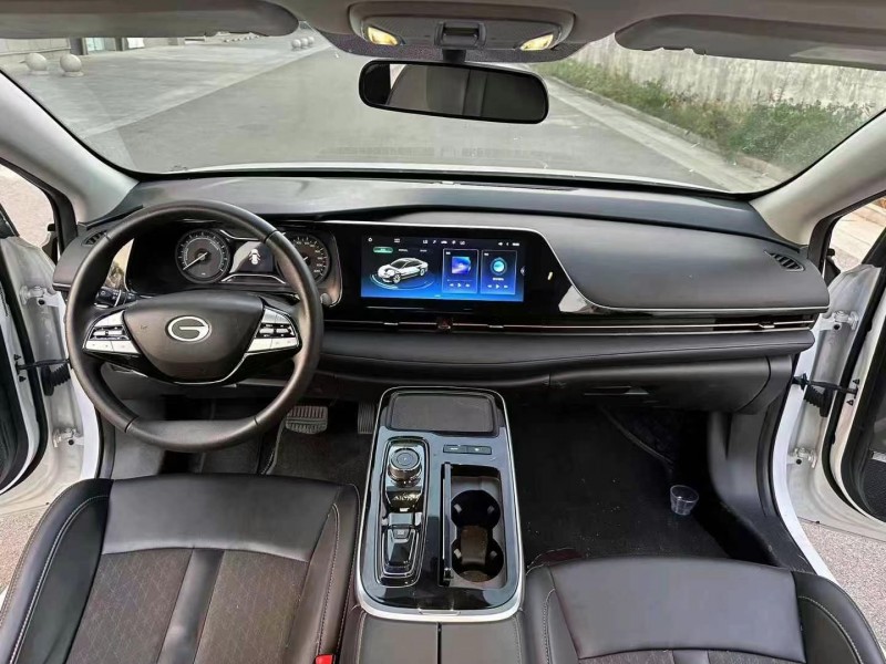 邵阳23年传祺埃安S5805