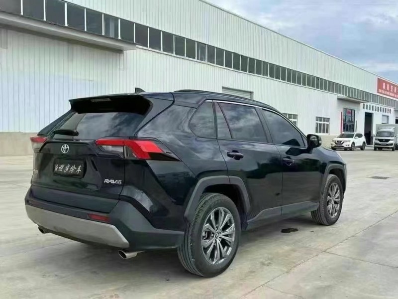 紹興23年豐田RAV4榮放6