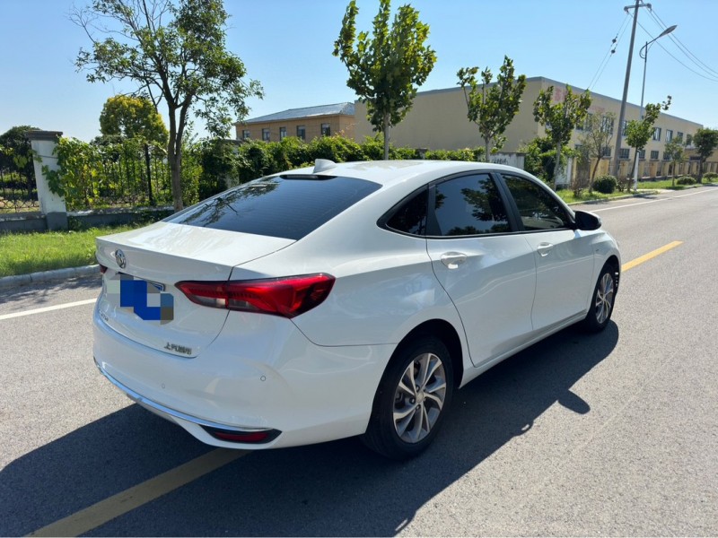 盐城23年别克威朗4