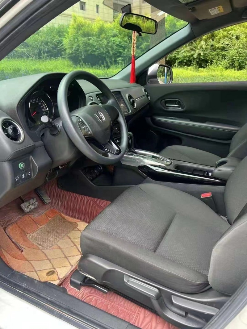 济宁21年本田XRV4