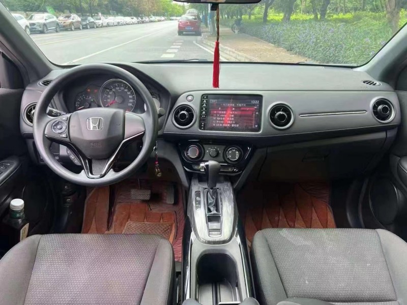 济宁21年本田XRV6