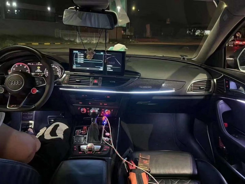 济宁15年奥迪S68