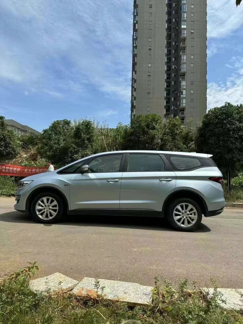 潍坊20年吉利嘉际2