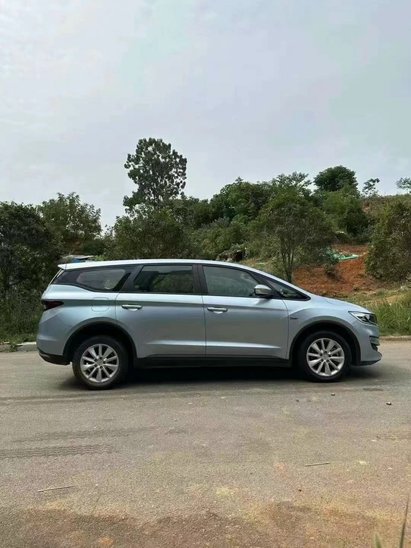 潍坊20年吉利嘉际6