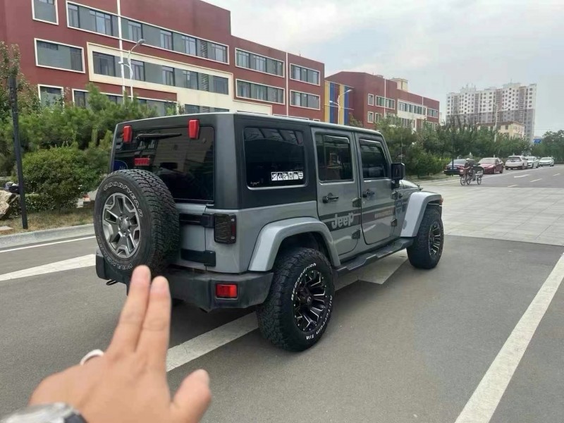 菏泽15年Jeep牧马人7