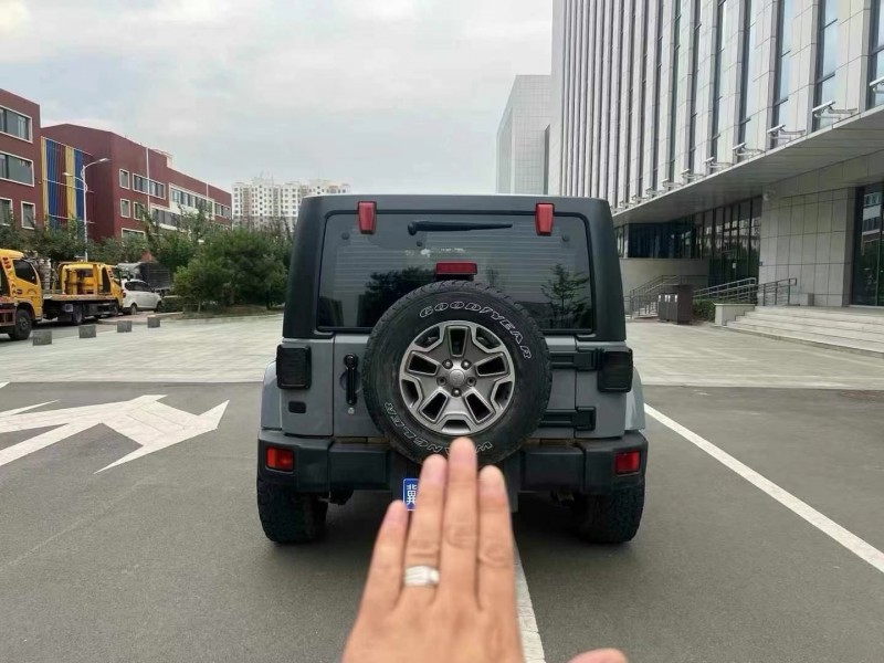 菏泽15年Jeep牧马人9