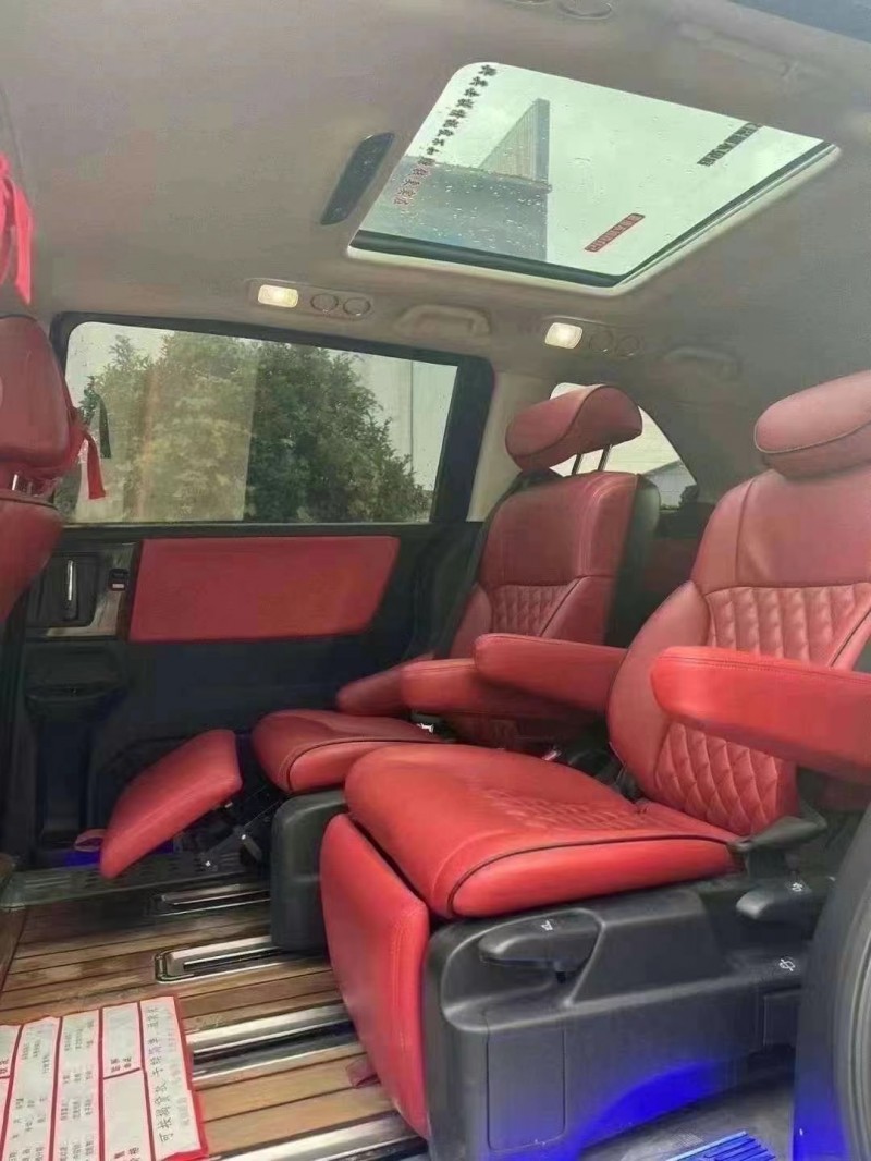 菏泽18年本田艾力绅7