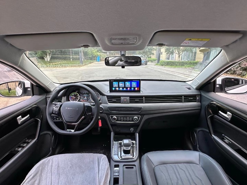 成都24年东风S60EV5