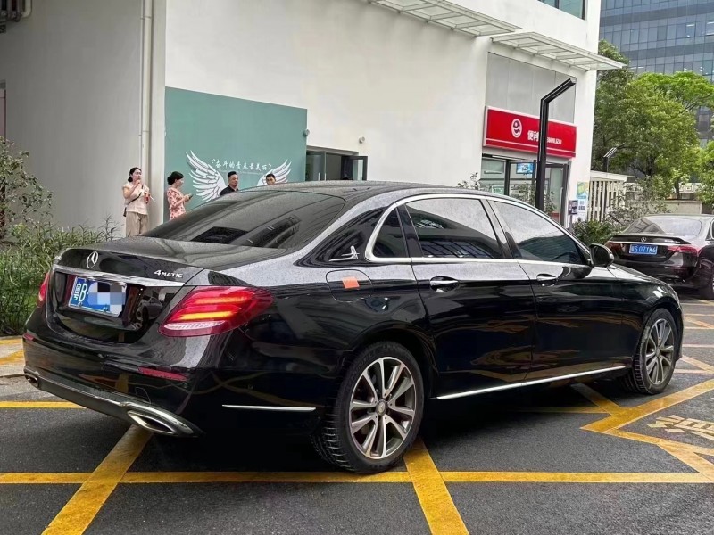深圳17年奔驰E5
