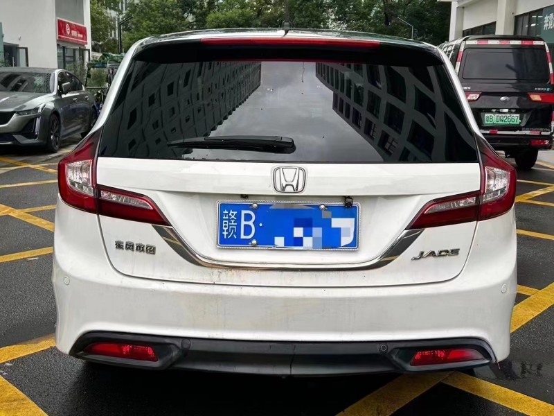 深圳16年本田杰德6