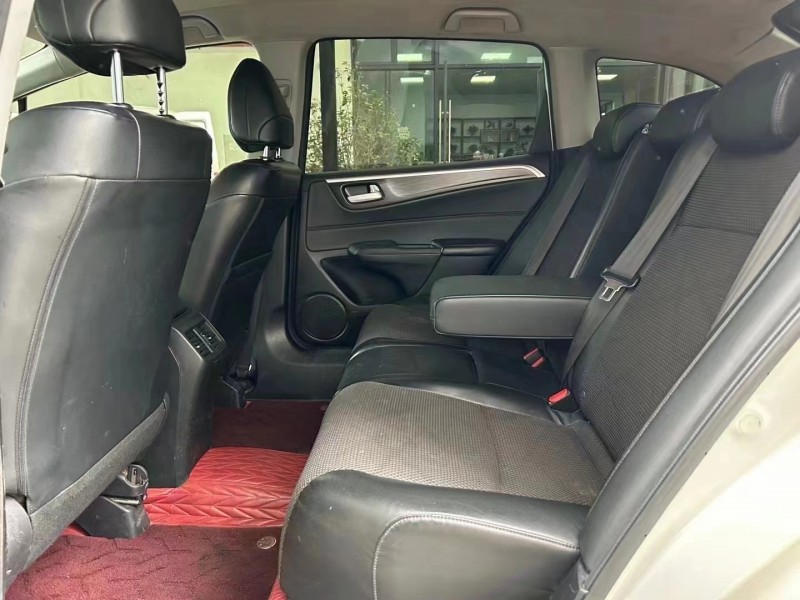 深圳16年本田杰德8