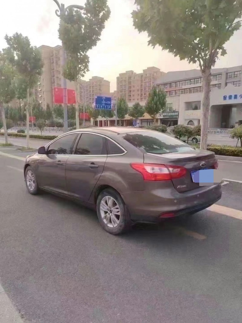 菏泽15年福特福克斯3