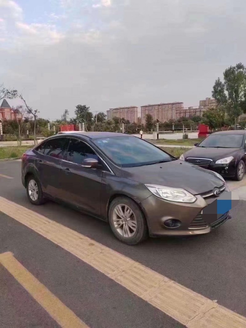 菏泽15年福特福克斯8