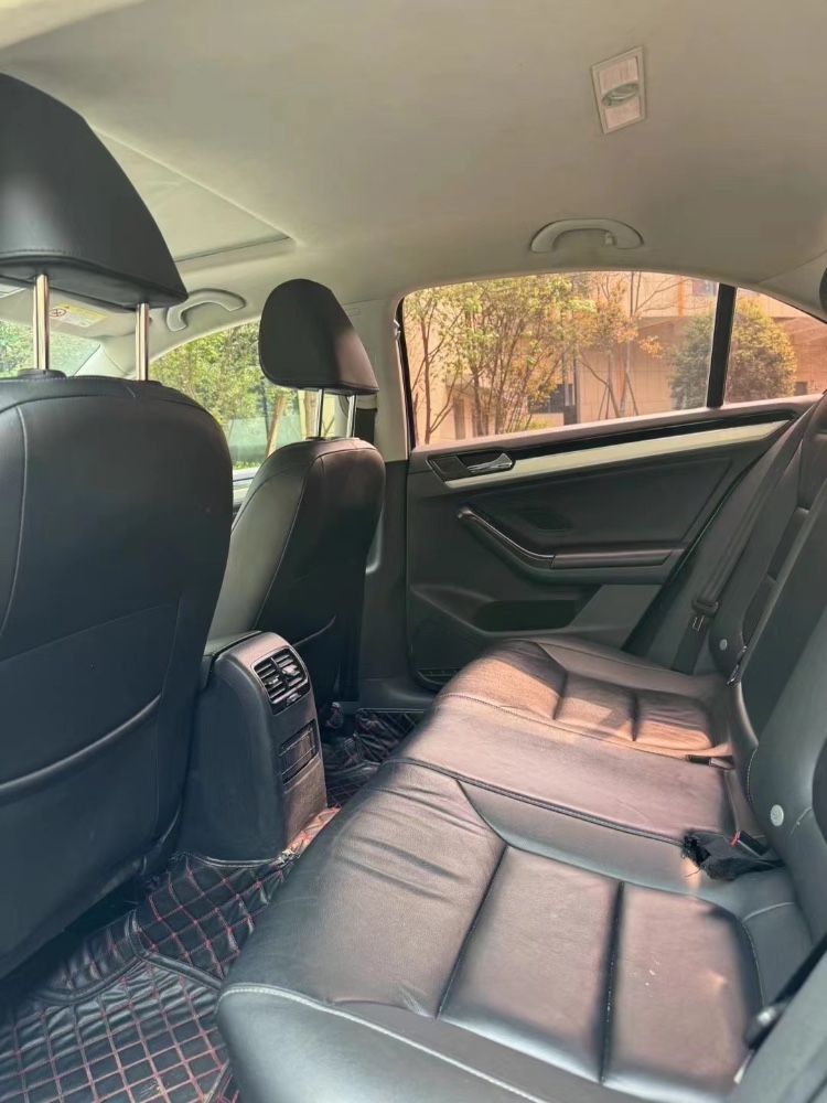 成都18年大众速腾6