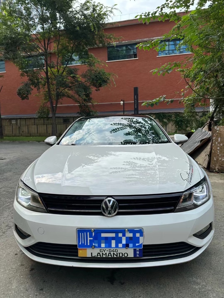 成都18年大众凌渡1