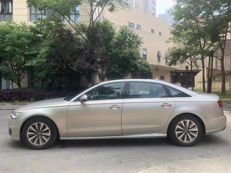 成都16年奥迪A6L3