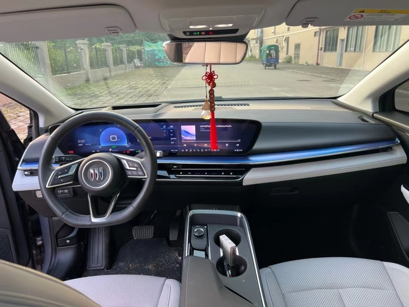 江门23年别克E46