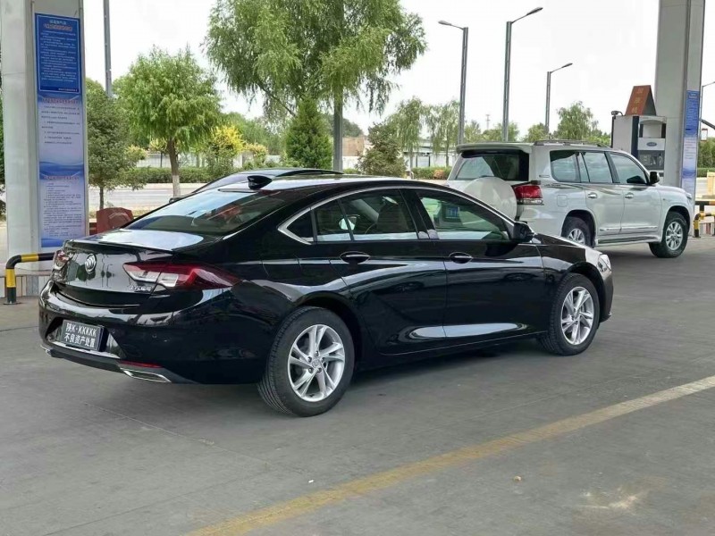 榆林22年别克君威7