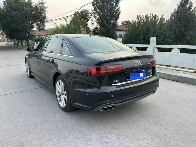 泰安18年奧迪A6L5